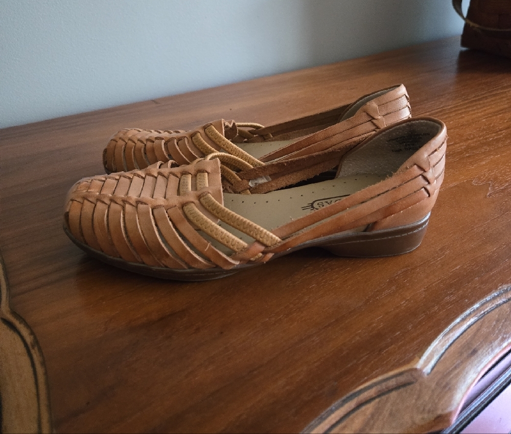 Women's Tan Loafers
